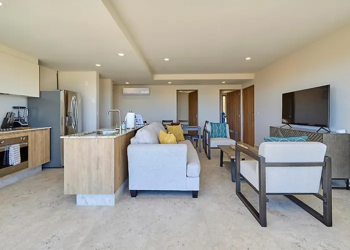 Penthouse Paradise, Arch & Ocean Views, Private Pool! Cabo San Lucas