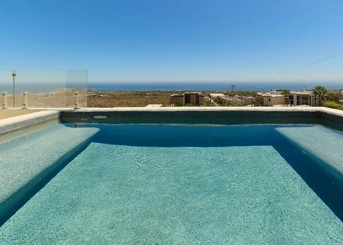 Penthouse Paradise, Arch & Ocean Views, Private Pool! * Cabo San Lucas