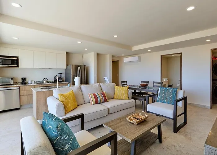 Apartment Penthouse Paradise, Arch & Ocean Views, Private Pool! *